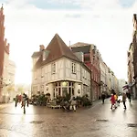 Hanse House