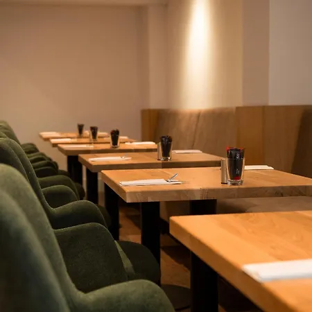 Hotel Hanse House 3*