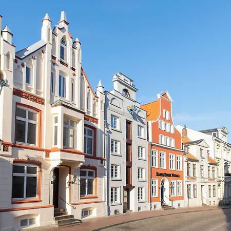 Hanse House Hotel 4*